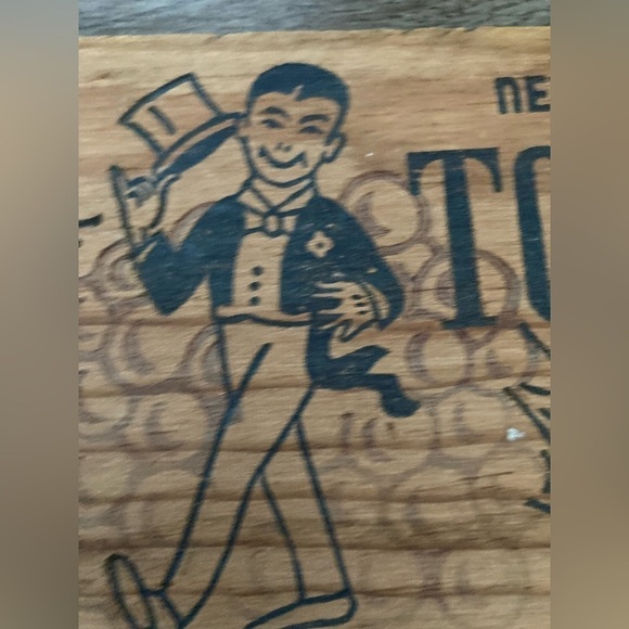 Vintage Wood sign Mr. Tokay Grapes Beckman Bros Charles & William Cali Crate - Picture 4 of 7